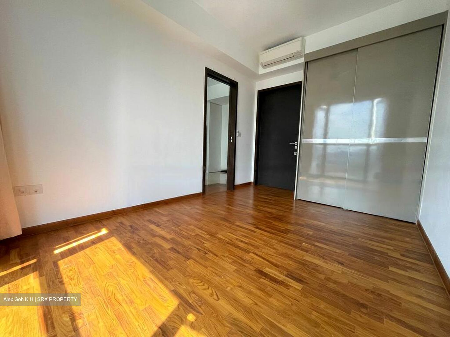 Sims Urban Oasis (D14), Condominium #434885181
